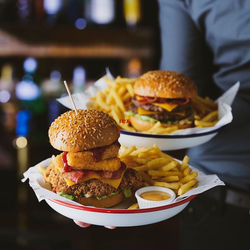 Good food & great times at The Cobham Arms