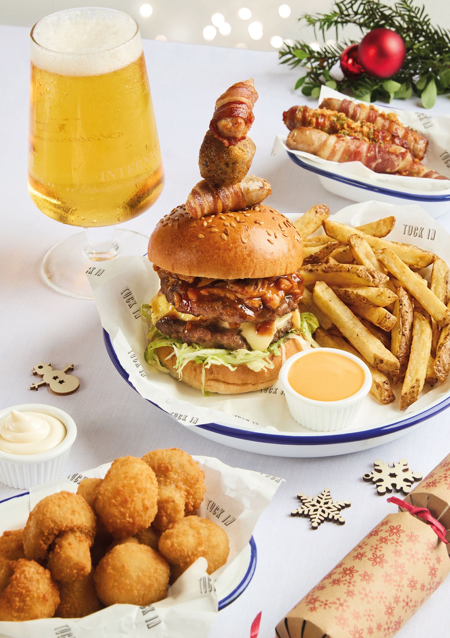 Festive Lunch & Dinner at The Cobham Arms in Quinton